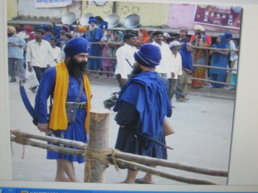 Holla Mahalla